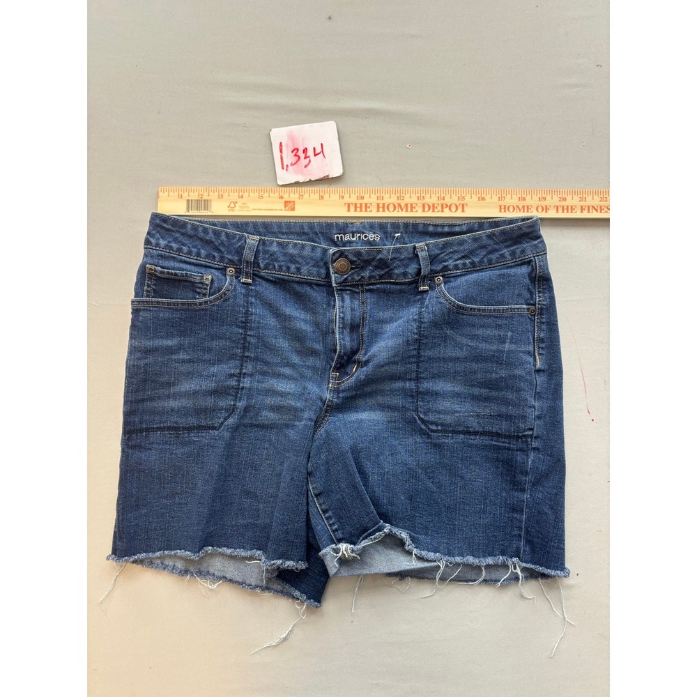 Maurices Womens Dark Wash Raw Hem Denim Shorts Size 18W Blue Stretch Pockets